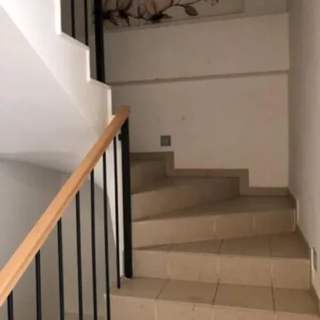 Bright Modern - 5 Min From Center 2 Apartman Szkopje