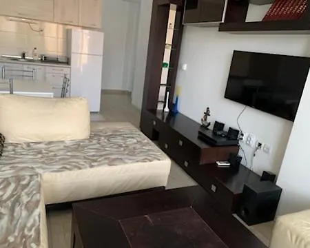 Bright Modern - 5 Min From Center 2 Apartman *