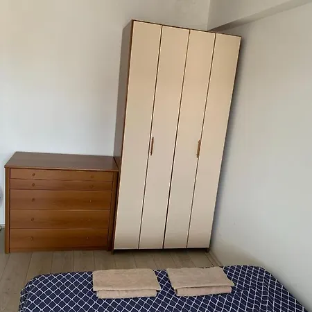 Bright Modern - 5 Min From Center 2 Apartman